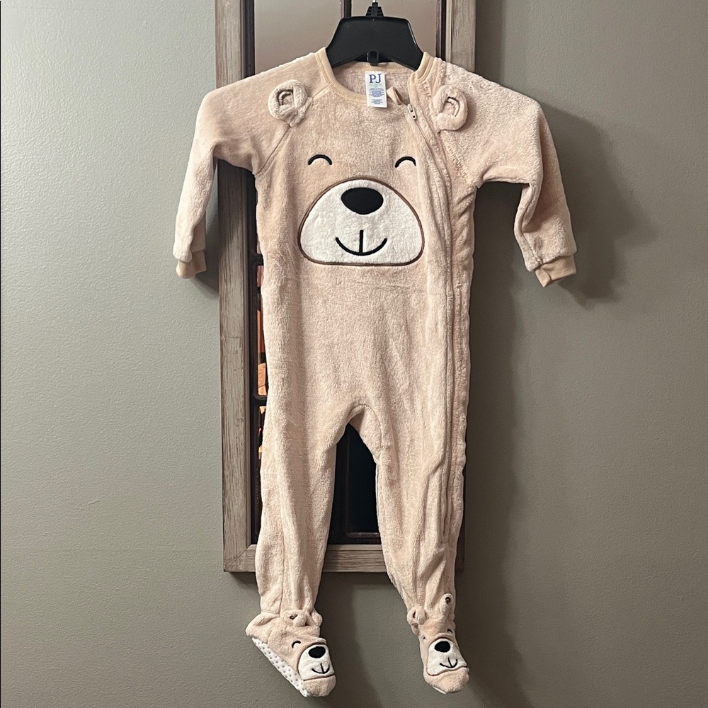 The Children's Place Beige Bear Footie